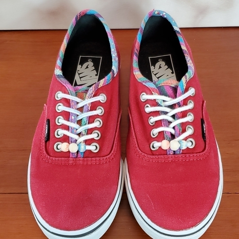 Vans lace-up W6/M4.5